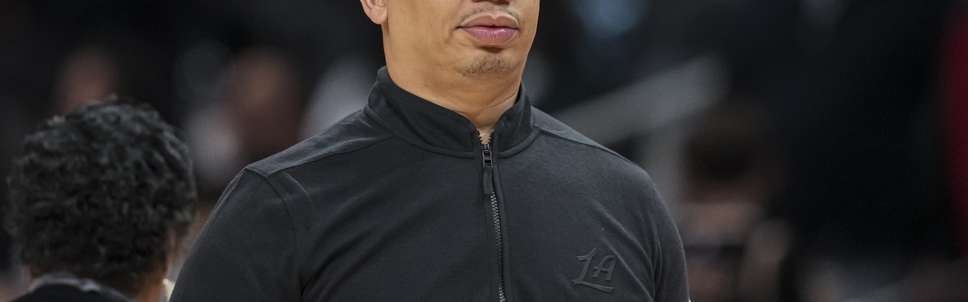 kaiyun-快船惨败，祖巴茨被球迷诟病，伦纳德啥时候复出，拯救球队？|公牛|NBA常规赛|客场|纽约尼克斯队|芝加哥公牛队_新浪体育_新浪新闻