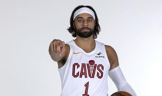 队记：骑士将斯特鲁斯下放到发展联盟 他已复出在即