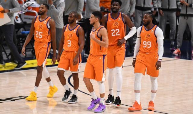 kaiyun-3位年轻人告诉你在超巨身边打球是怎样一种体验？