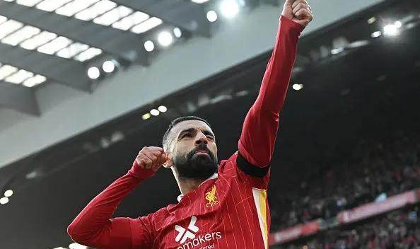 开云体育官网-【英超】萨拉赫传射，利物浦2-1切尔西，4连胜返榜首